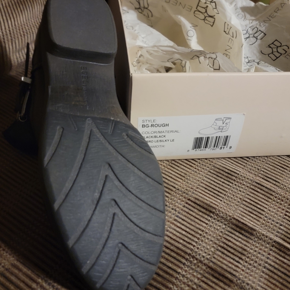 Boots - Picture 3 of 3